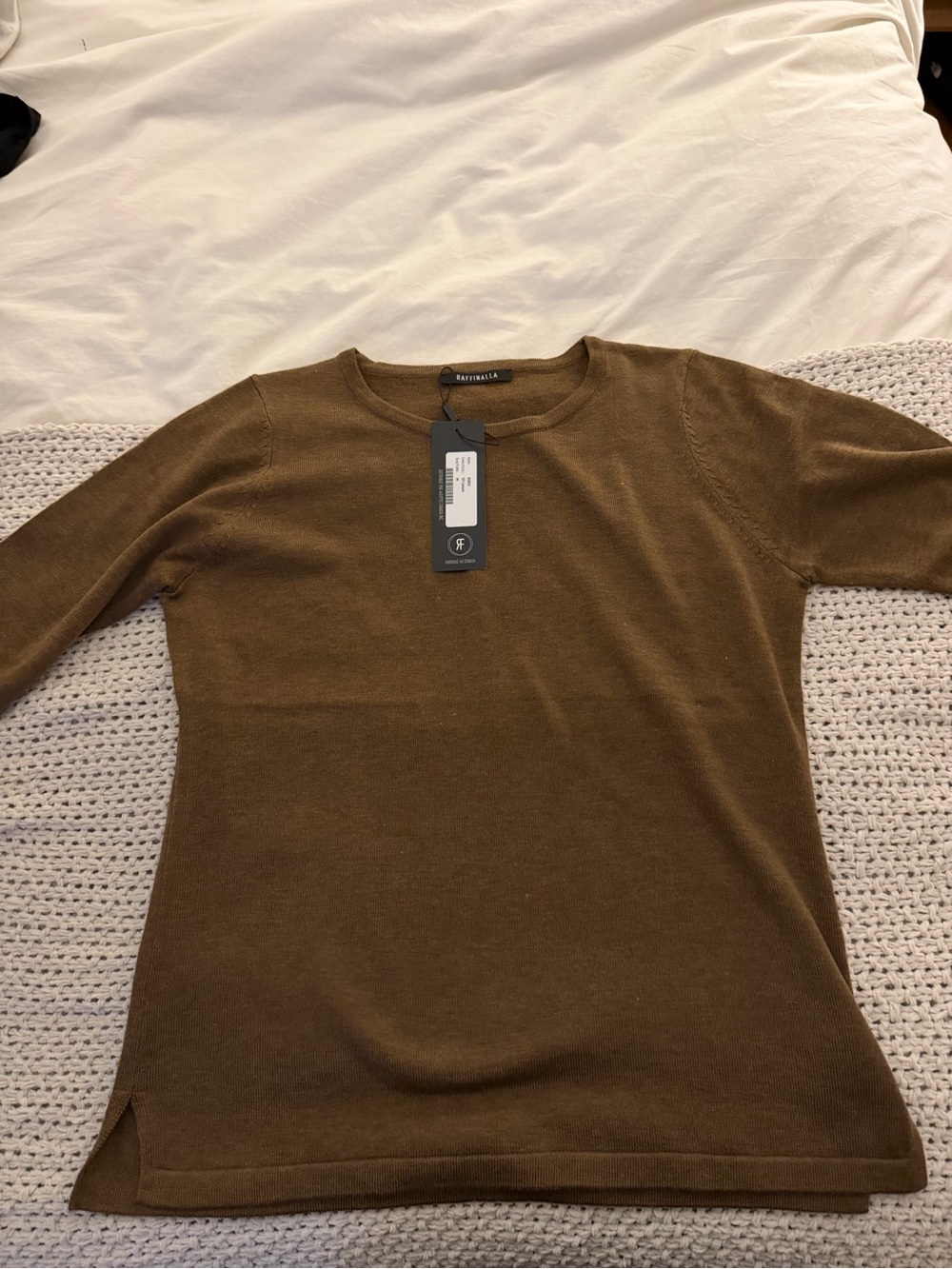 Women’s Crewneck Sweater in Olive Brown